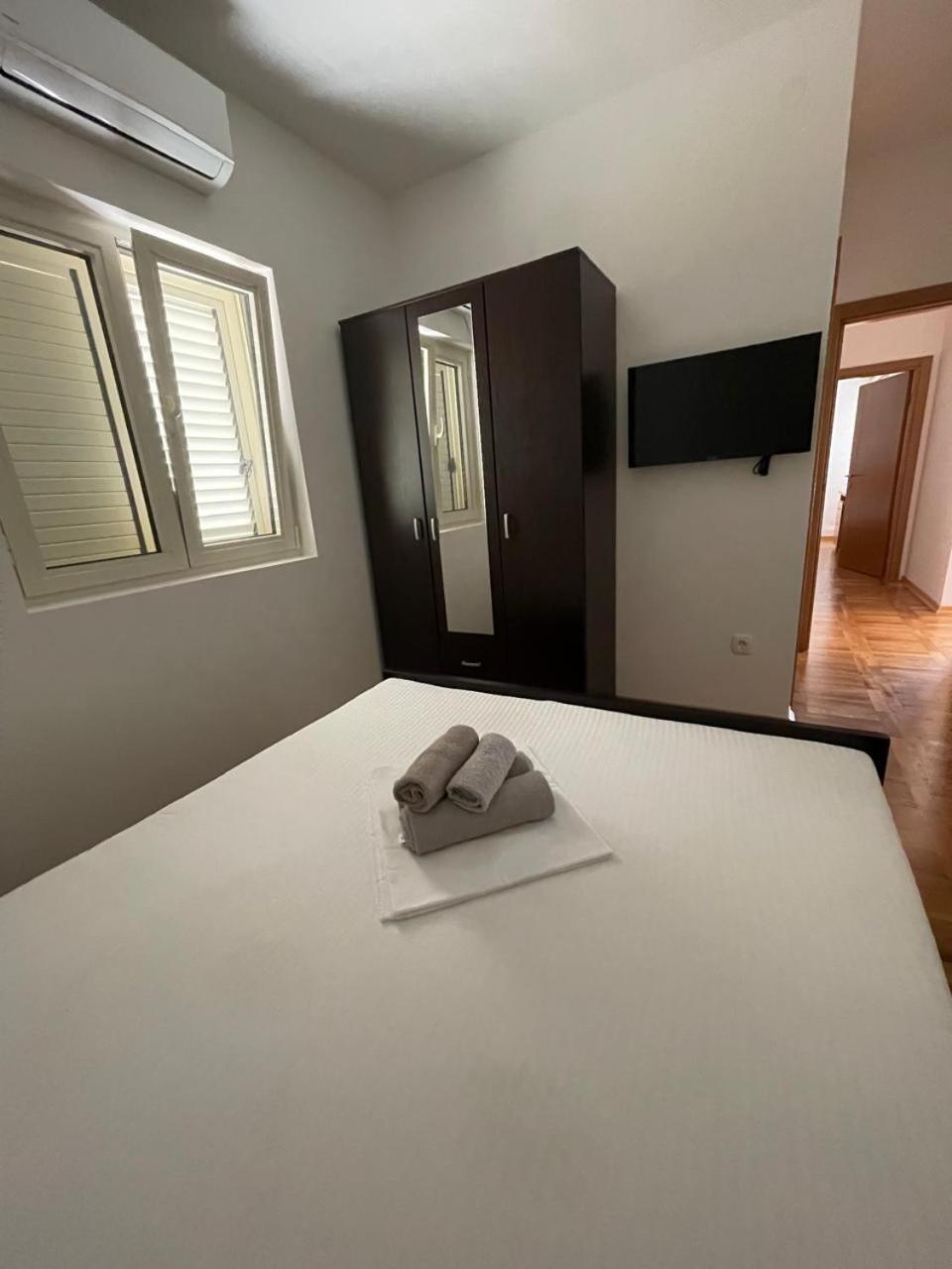 Apartment Luxury Two Bedroom - Konoba More Budva